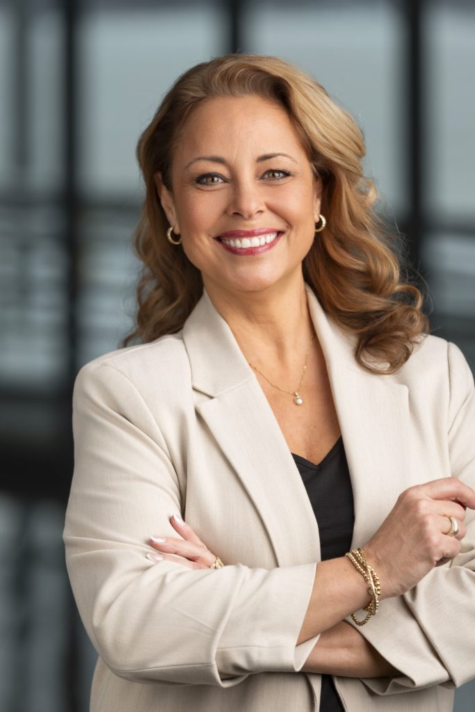Claudia Ebacher